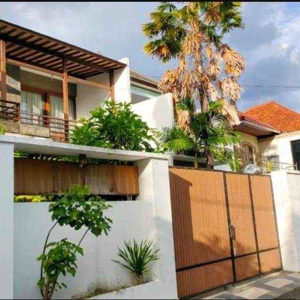 dijual rumah jalan tukad pakerisan