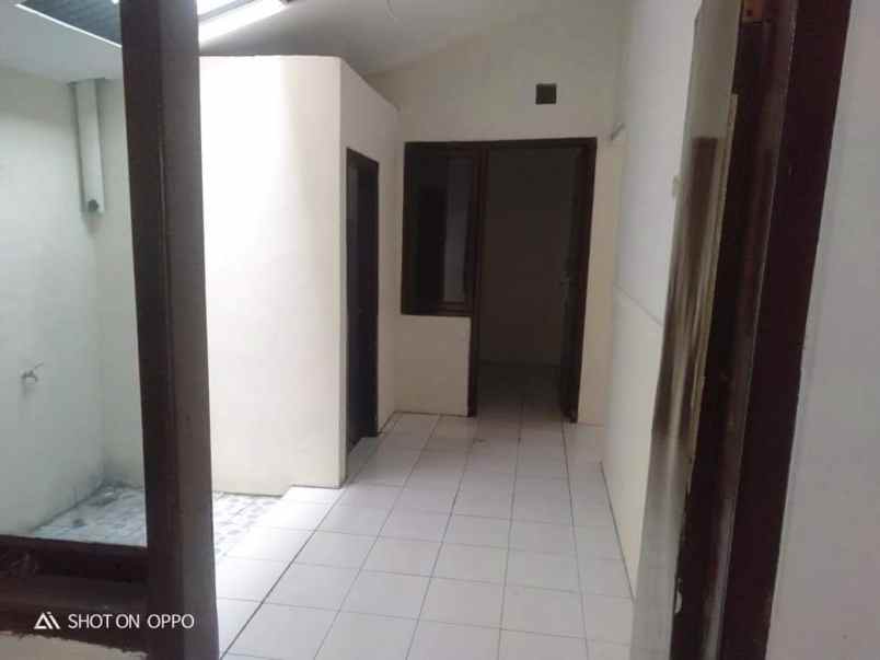 dijual rumah jambangan surabaya