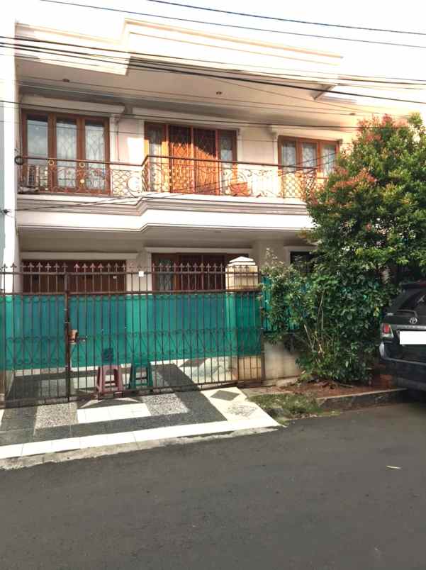 dijual rumah janur elok kelapa gading