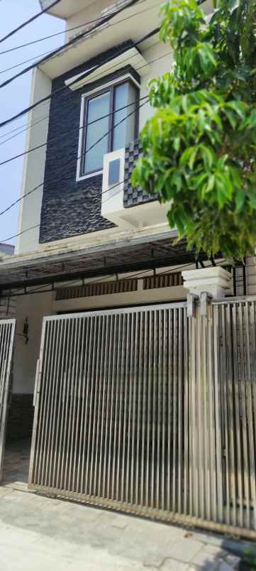 dijual rumah jatimakmur