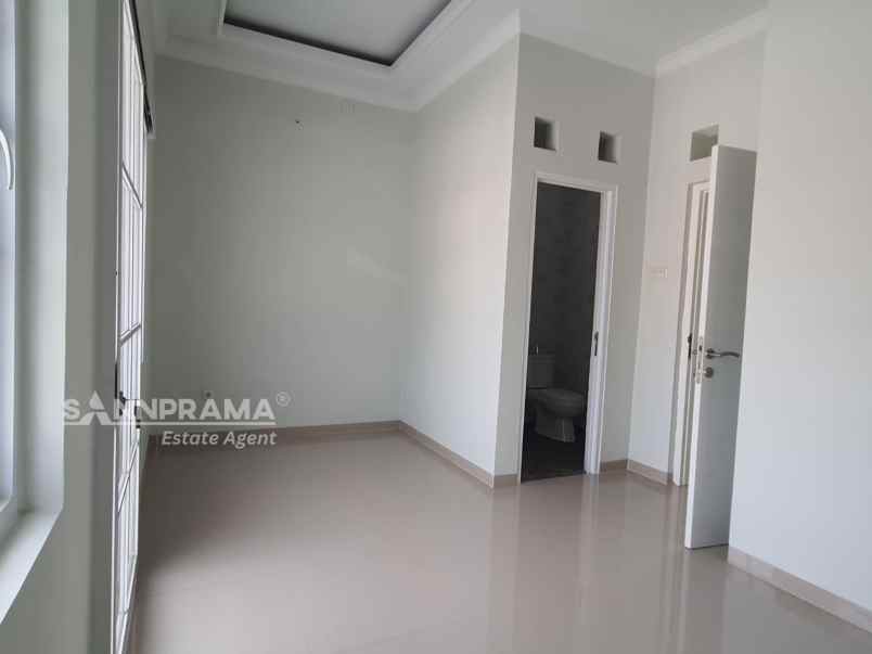 dijual rumah jatirangon