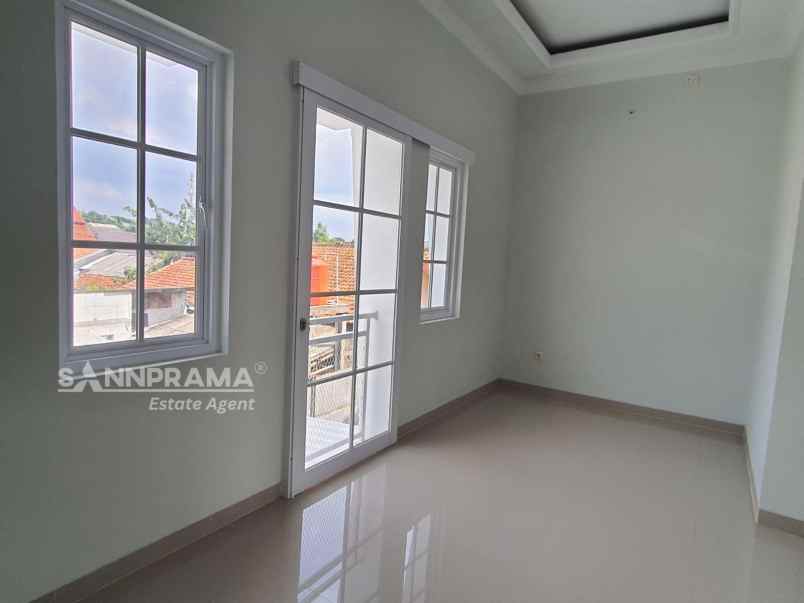 dijual rumah jatirangon