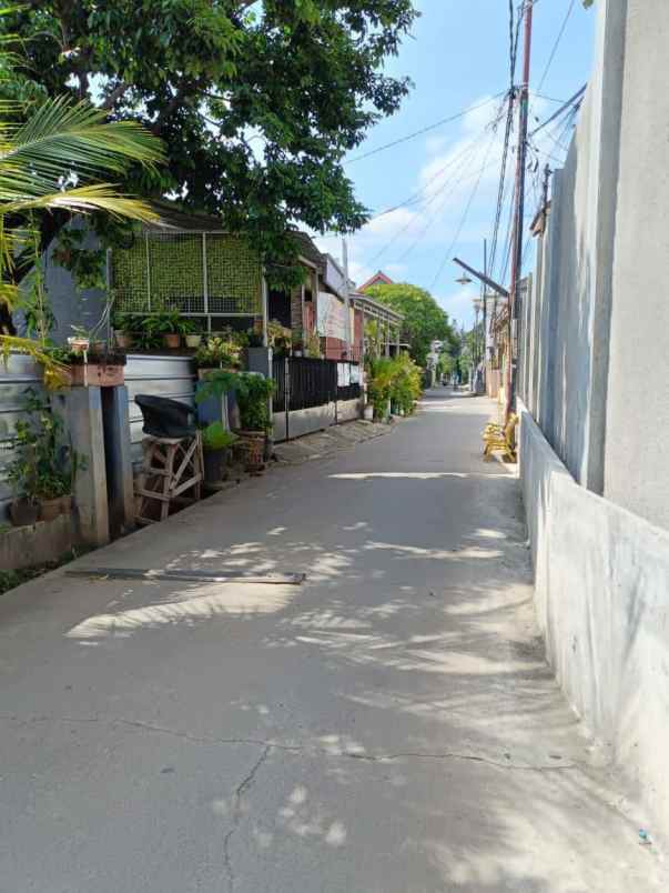 dijual rumah jatiwaringin