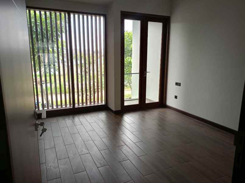 dijual rumah jl buah batu