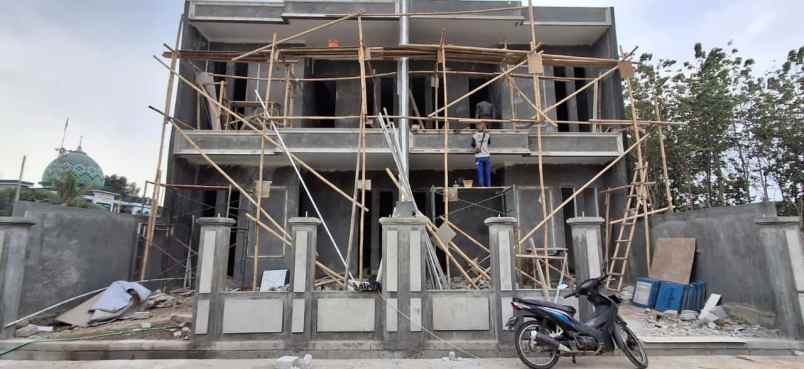 dijual rumah jl caringin mustika sari