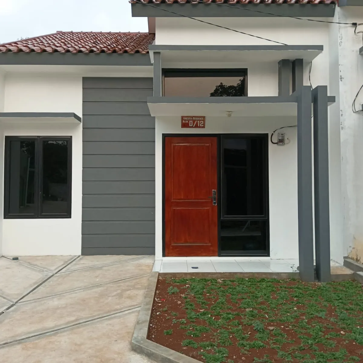 dijual rumah jl cendrawasih no rt 02 03