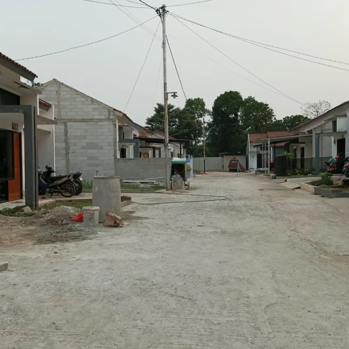 dijual rumah jl cendrawasih rt 02 03