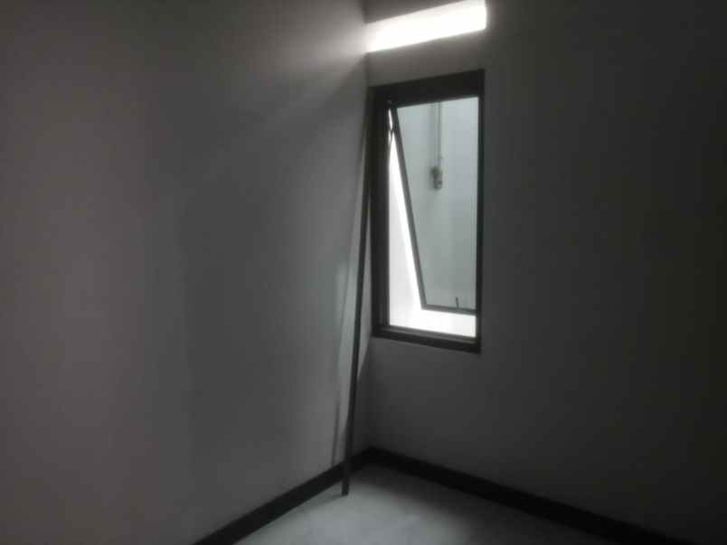 dijual rumah jl cibubur kecamatan