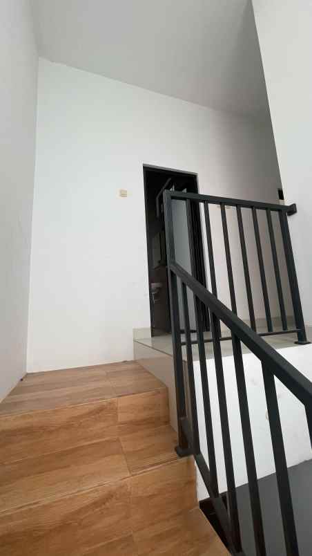 dijual rumah jl cilangkap baru pd