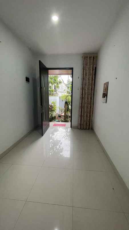 dijual rumah jl cilangkap baru pd