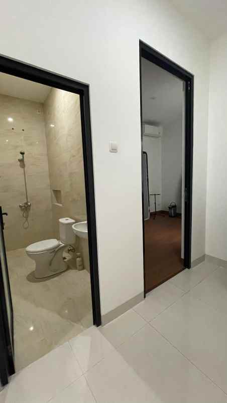 dijual rumah jl cilangkap baru pd