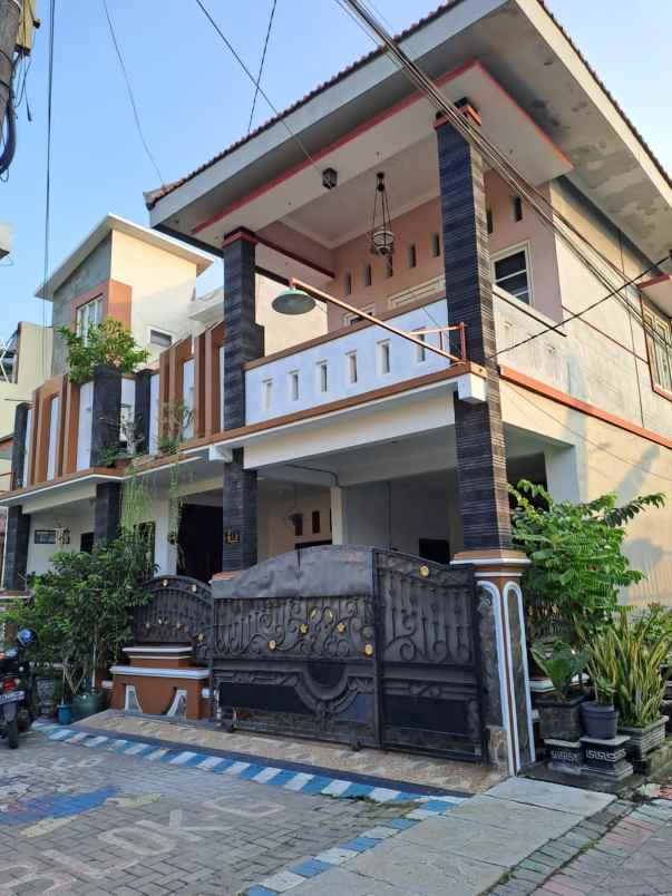 dijual rumah jl dr wahidin sh kebomas