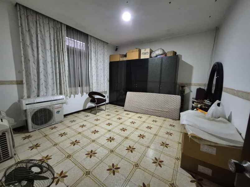 dijual rumah jl flamboyan karet