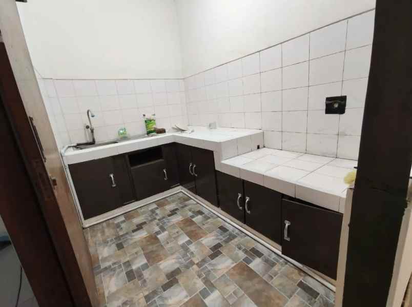 dijual rumah jl garuda