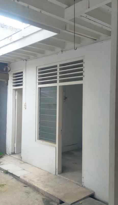 dijual rumah jl gondosuli ketabang kec