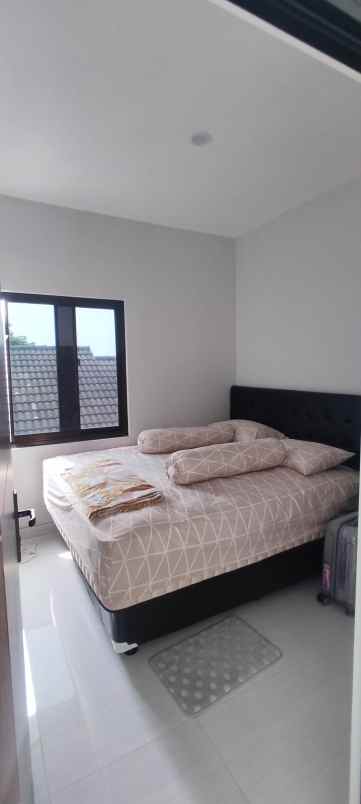 dijual rumah jl harmony 2 7 no 8