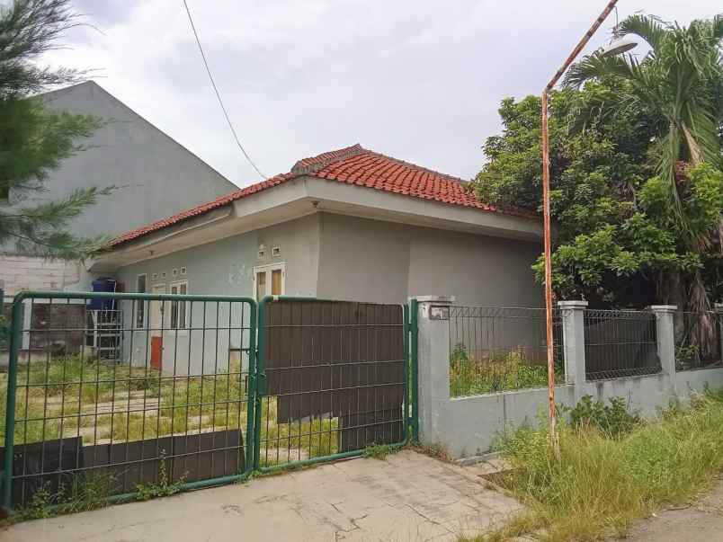 dijual rumah jl jakarta mega cinere