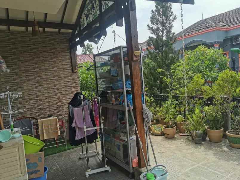 dijual rumah jl kav marinir pondok