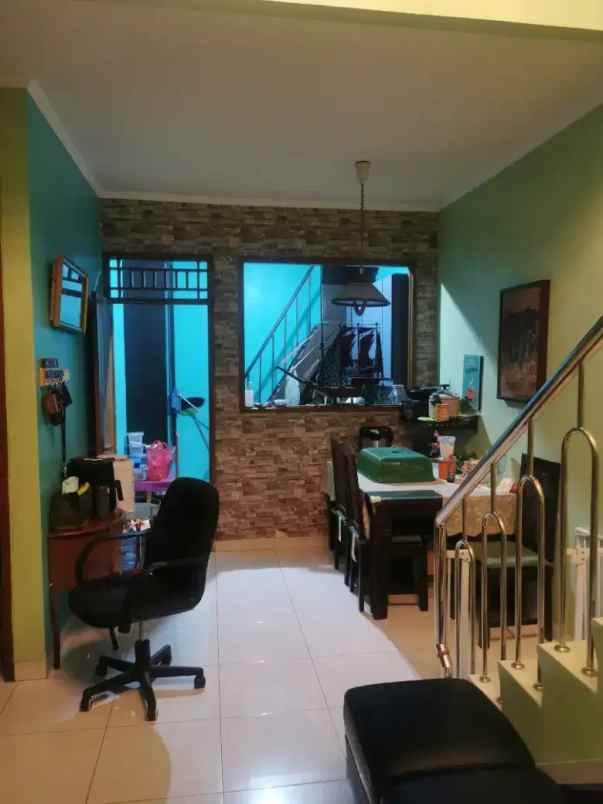 dijual rumah jl kav marinir pondok