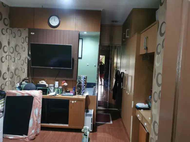 dijual rumah jl kav marinir pondok