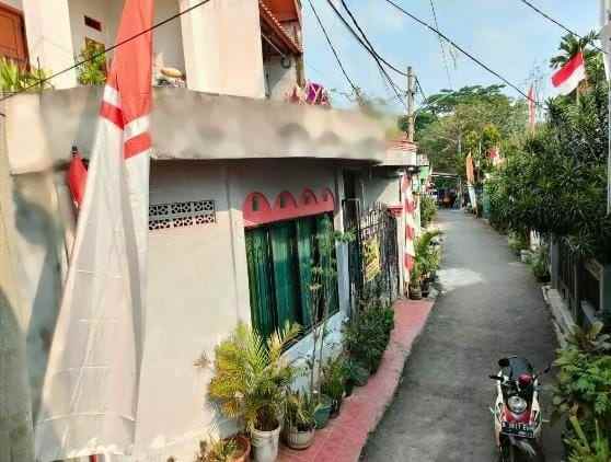 dijual rumah jl kelapa dua wetan kec