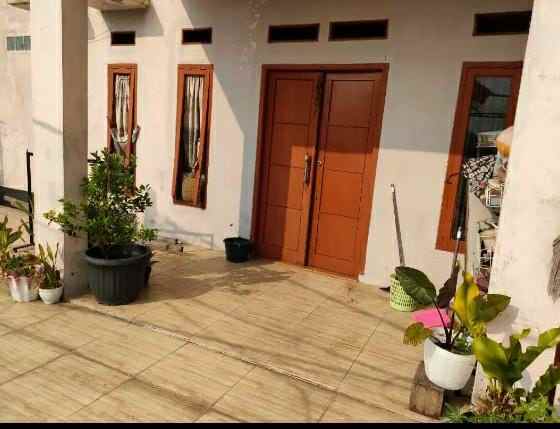 dijual rumah jl kelapa dua wetan kec