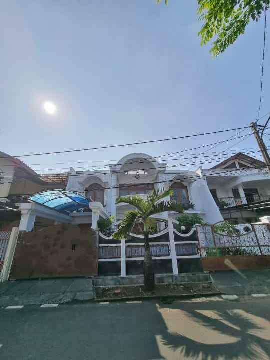 dijual rumah jl mandar utama pondok