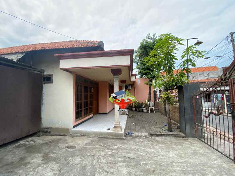 dijual rumah jl pagesangan kec