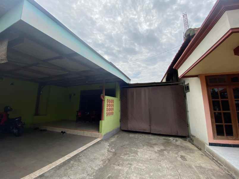 dijual rumah jl pagesangan kec