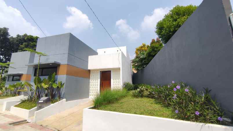 dijual rumah jl pasir pendeuy