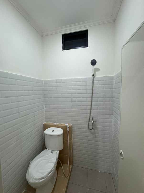 dijual rumah jl pedurenan bekasi kota