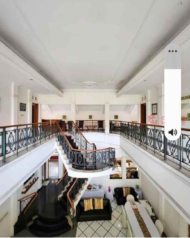 dijual rumah jl pengadegan seltan