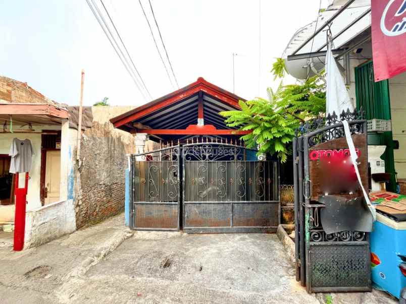dijual rumah jl peningkatan iv menteng
