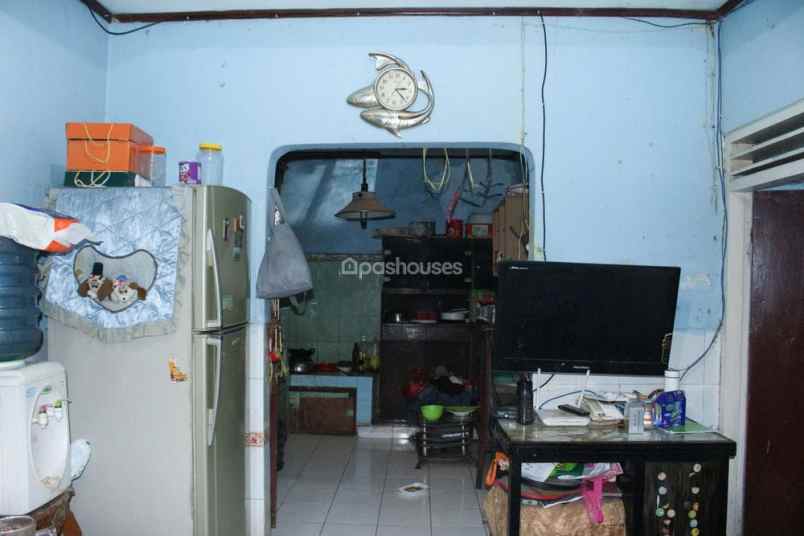 dijual rumah jl peningkatan iv menteng