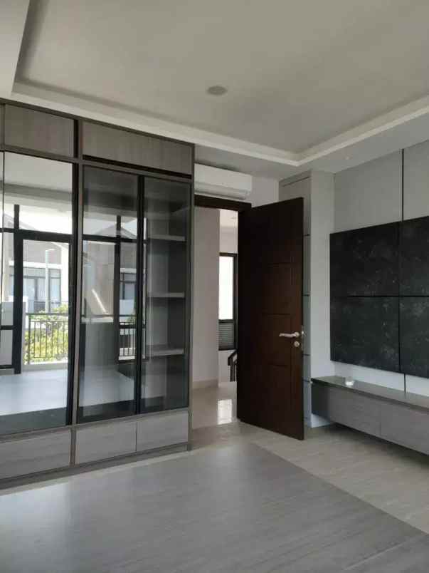 dijual rumah jl podomoro kec