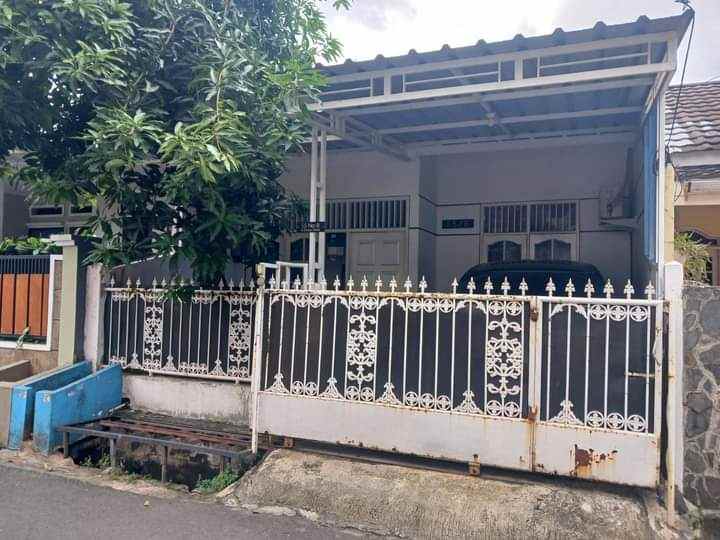 dijual rumah jl pondok kelapa duren