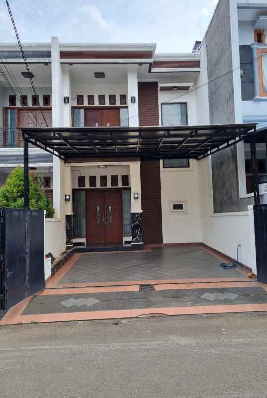 dijual rumah jl pondok kelapa duren