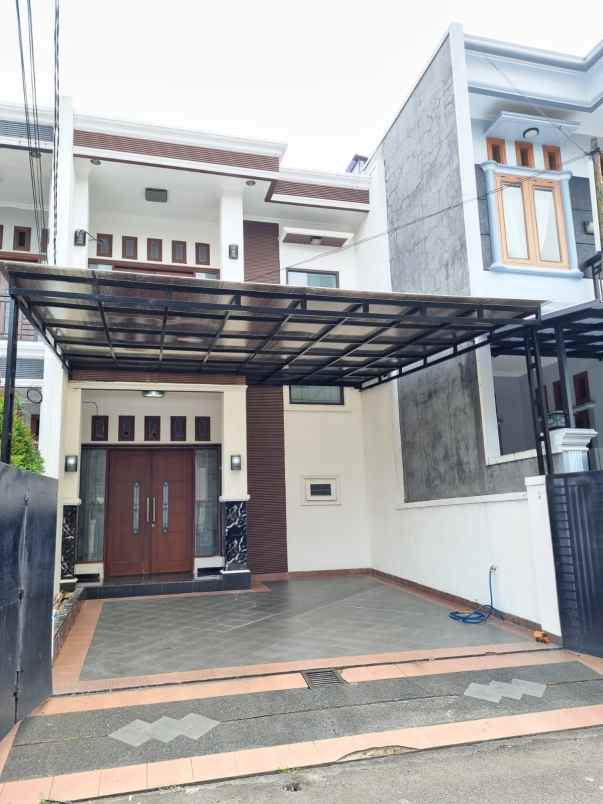 dijual rumah jl pondok kelapa duren