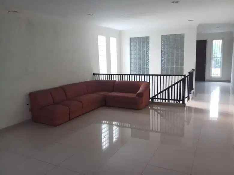 dijual rumah jl pondok kelapa raya