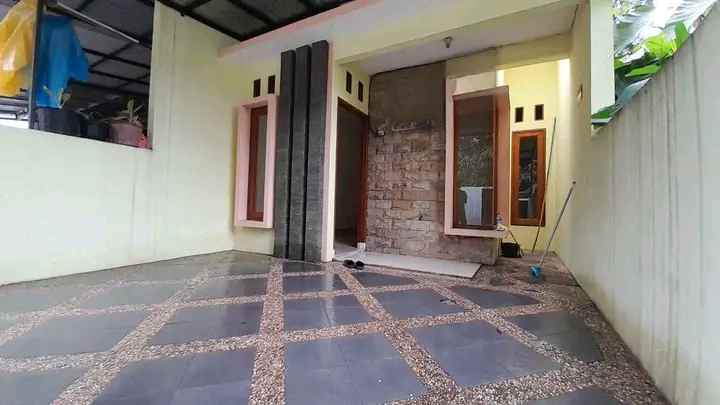 dijual rumah jl raya cilangkap