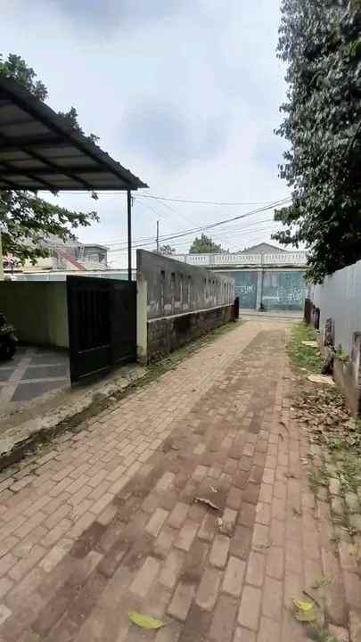 dijual rumah jl raya cilangkap