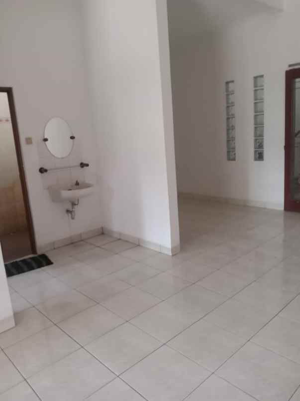 dijual rumah jl reog bandung