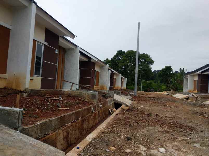 dijual rumah jl rw gembira sukamaju kec