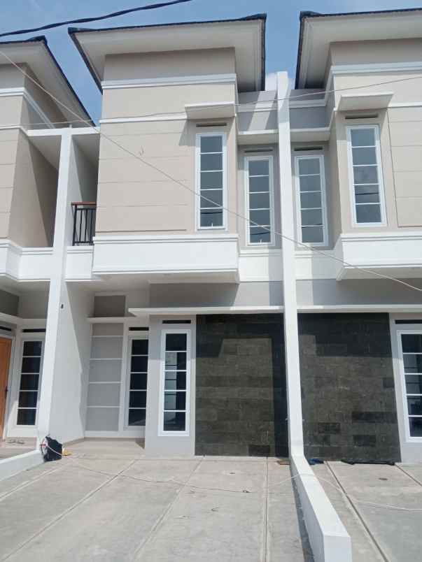 dijual rumah jl sawo pondok benda