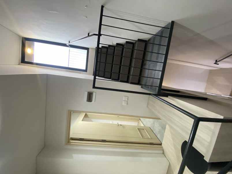 dijual rumah jl tabebuya bsd