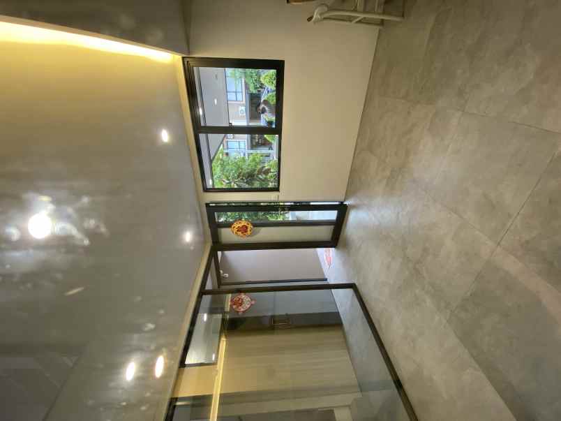 dijual rumah jl tabebuya bsd