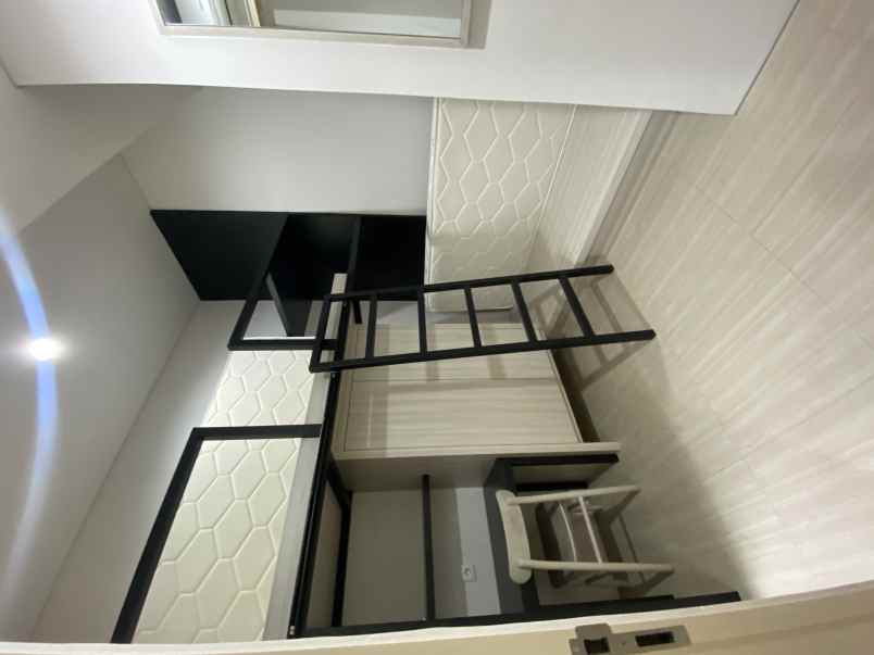 dijual rumah jl tabebuya bsd