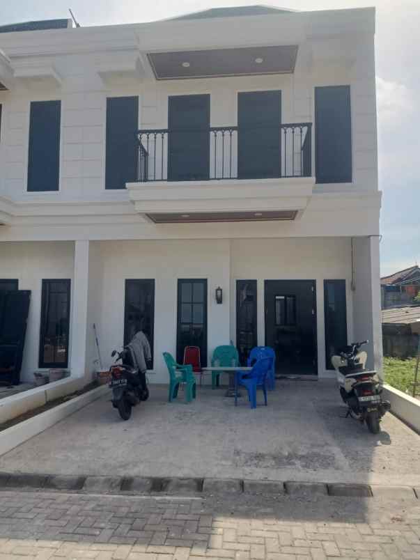 dijual rumah jl wadas jati cempaka
