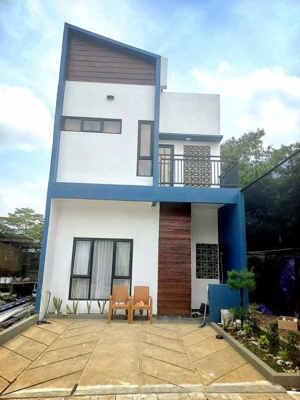 dijual rumah jln sirojul munir