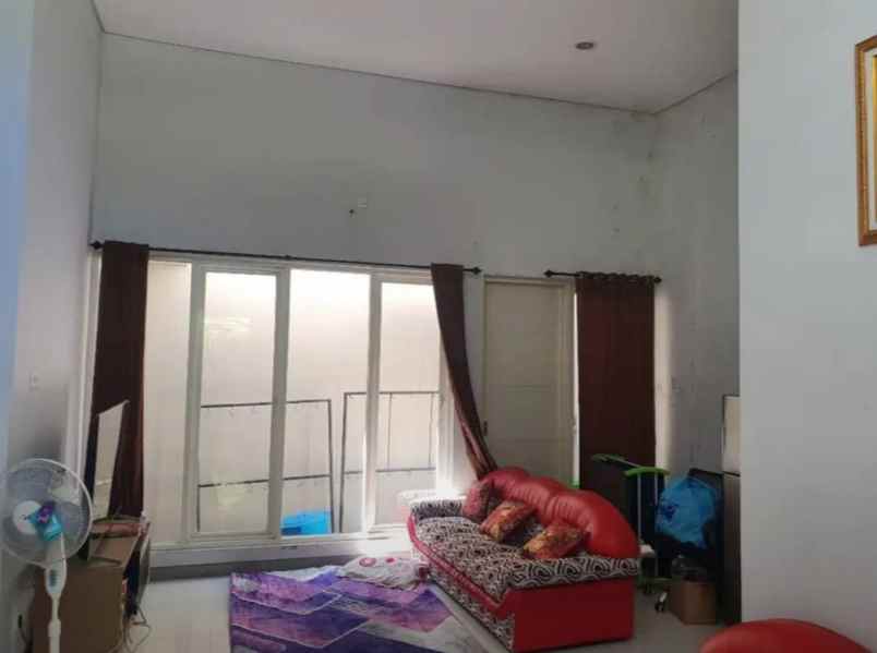 dijual rumah kahuripan nirwana cluster